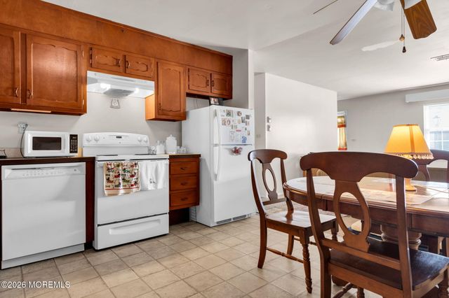 66D Dorchester Drive, Lakewood, NJ 08701