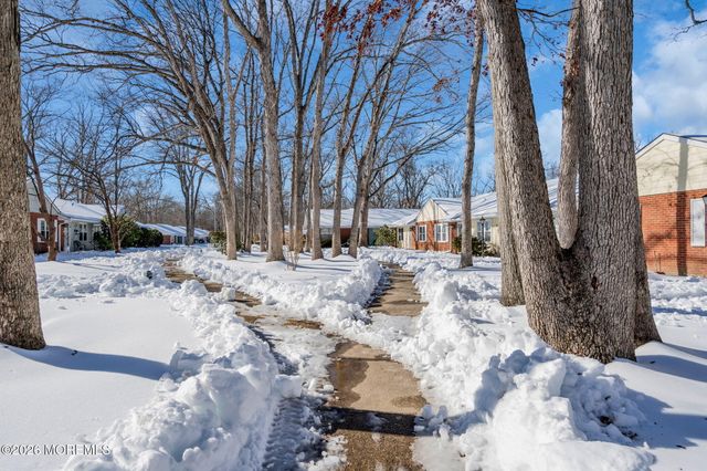 66D Dorchester Drive, Lakewood, NJ 08701