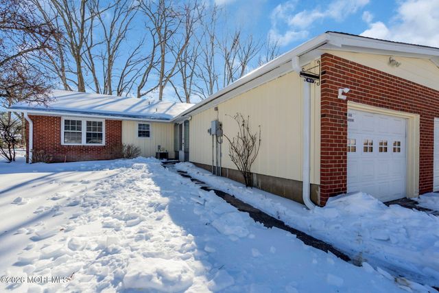 66D Dorchester Drive, Lakewood, NJ 08701