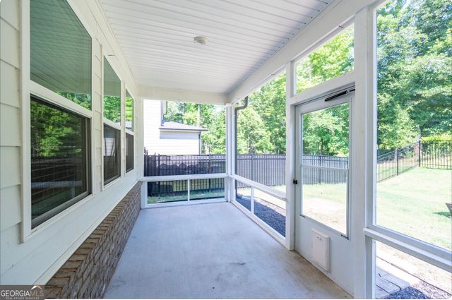 470 Shasta Court, Hoschton, GA 30548