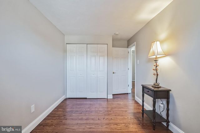 127 SUTCLIFFE LN, Conshohocken, PA 19428