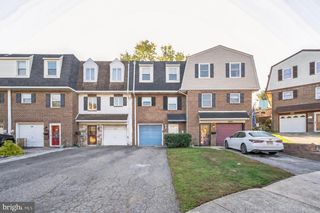 127 SUTCLIFFE LN, Conshohocken, PA 19428