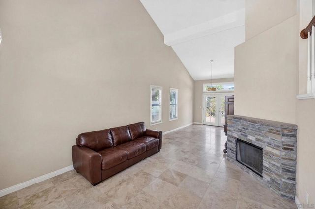 5025 Viewridge Way, Oceanside, CA 92056