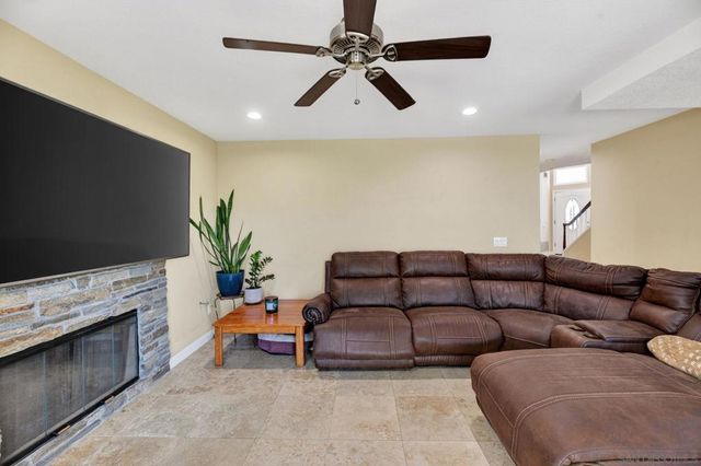 5025 Viewridge Way, Oceanside, CA 92056