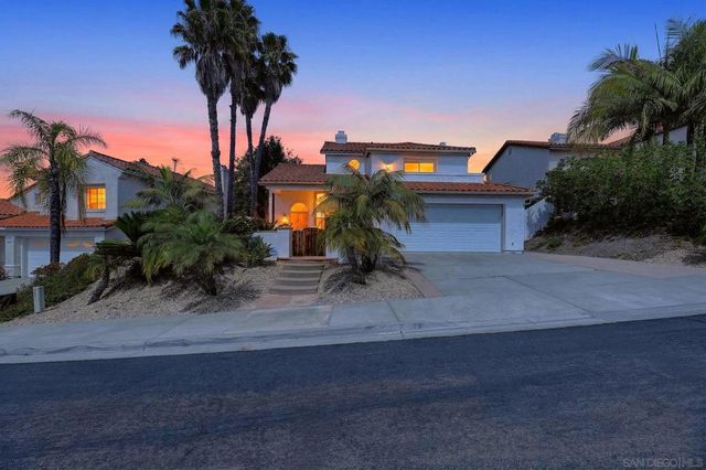 5025 Viewridge Way, Oceanside, CA 92056