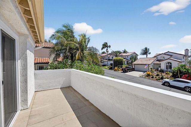 5025 Viewridge Way, Oceanside, CA 92056