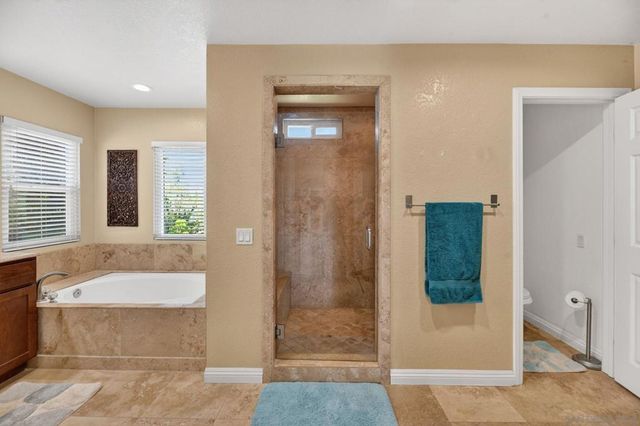 5025 Viewridge Way, Oceanside, CA 92056