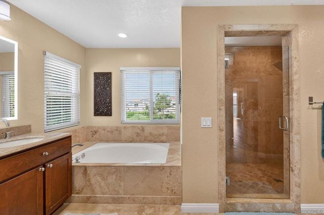 5025 Viewridge Way, Oceanside, CA 92056