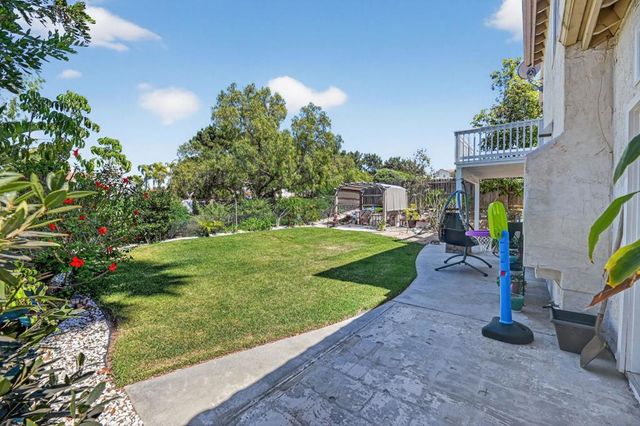 5025 Viewridge Way, Oceanside, CA 92056