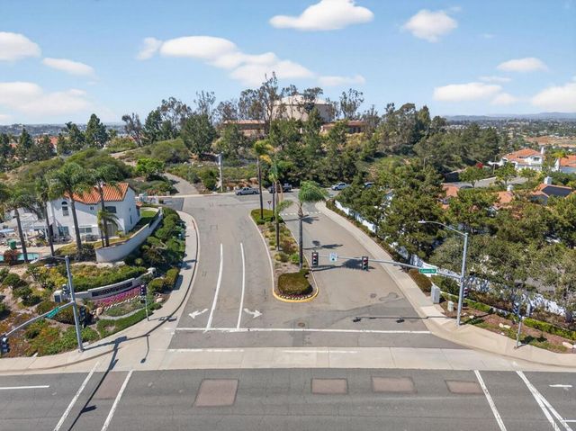 5025 Viewridge Way, Oceanside, CA 92056