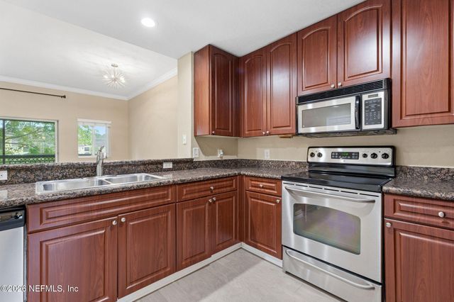 9745 TOUCHTON Road 3323, Jacksonville, FL 32246