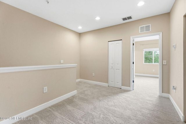 9745 TOUCHTON Road 3323, Jacksonville, FL 32246