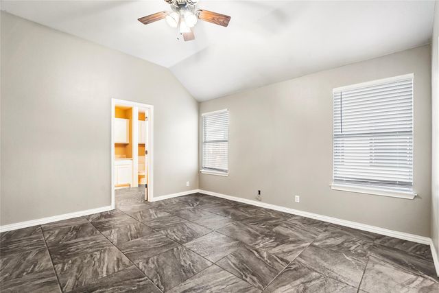 110 Estate CV, Hutto, TX 78634