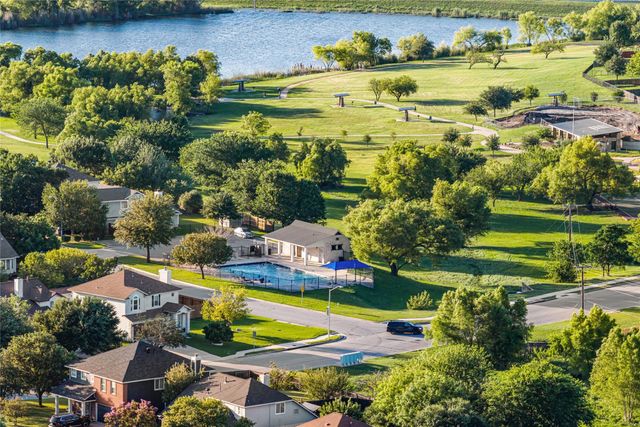 110 Estate CV, Hutto, TX 78634