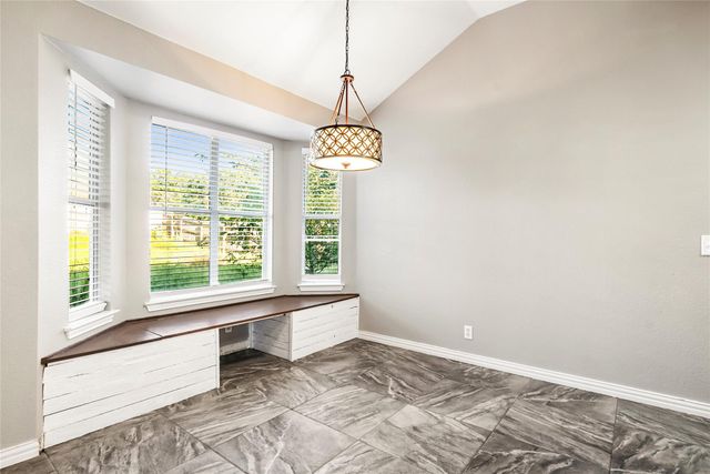 110 Estate CV, Hutto, TX 78634