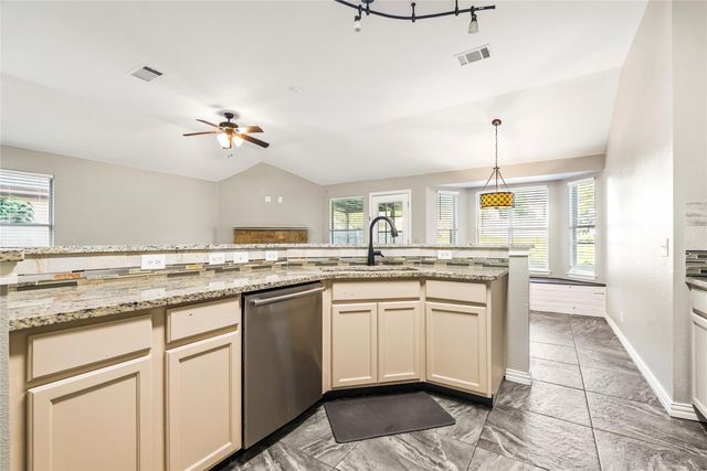 110 Estate CV, Hutto, TX 78634