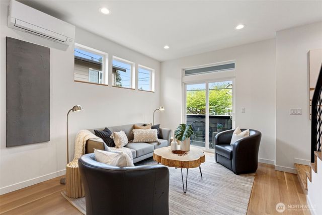 6745 Earl Avenue NW, Seattle, WA 98117