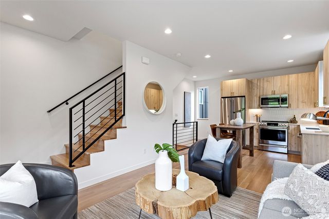 6745 Earl Avenue NW, Seattle, WA 98117