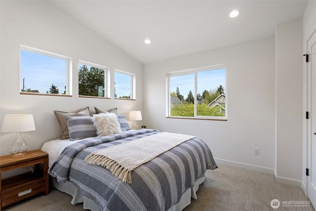6745 Earl Avenue NW, Seattle, WA 98117