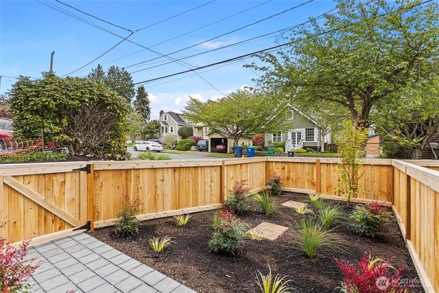 6745 Earl Avenue NW, Seattle, WA 98117