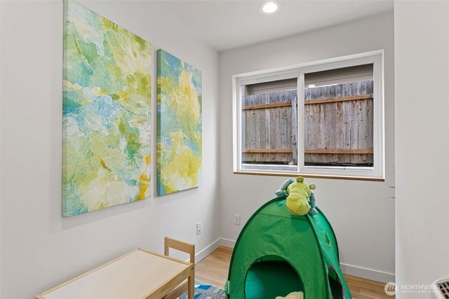 6745 Earl Avenue NW, Seattle, WA 98117