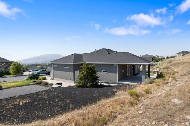 2891 E SUNSET DR, Eagle Mountain, UT 84005