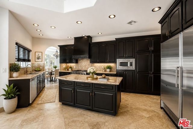 5110 Allentown Place, Woodland Hills (los Angeles), CA 91364