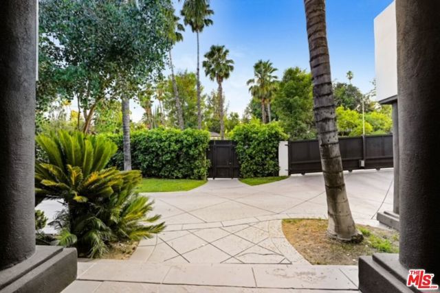 5110 Allentown Place, Woodland Hills (los Angeles), CA 91364