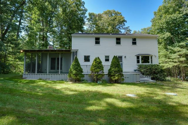 22 Coolidge Cir, Northborough, MA 01532