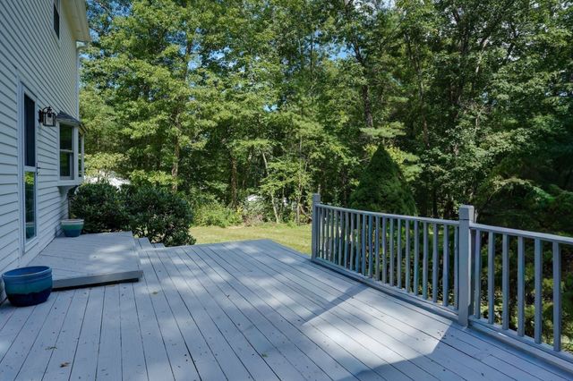 22 Coolidge Cir, Northborough, MA 01532