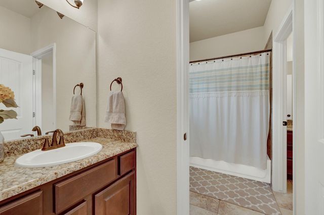 1937 HUNTERS CV, New Braunfels, TX 78132