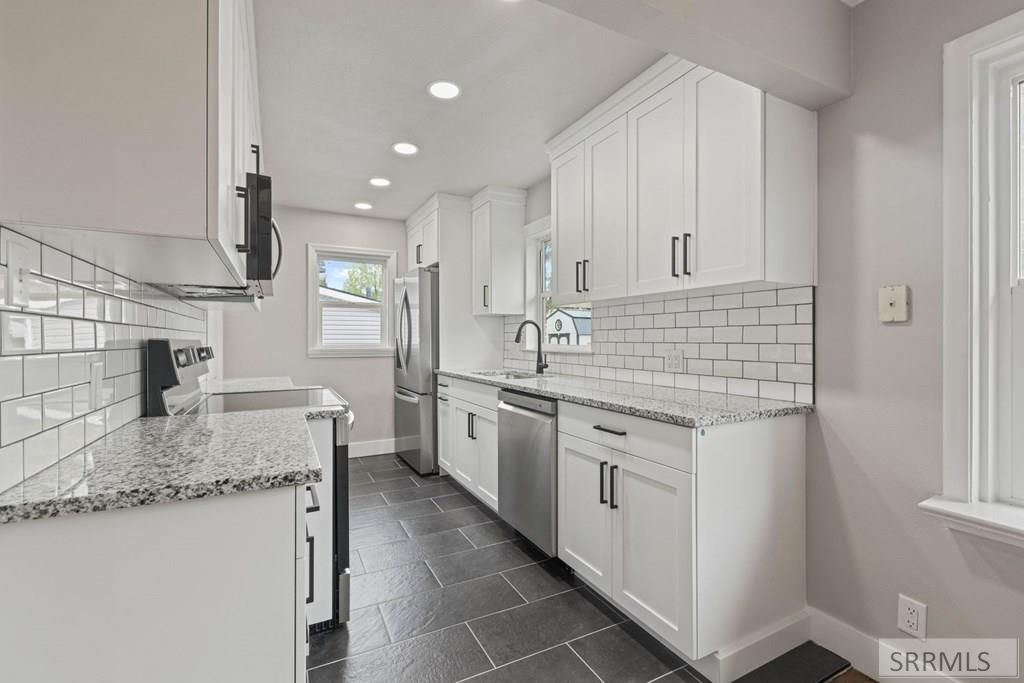 Image 15 of property listing at 345 W 17th Street, Idaho Falls, ID 83402