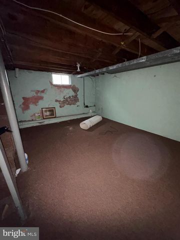 245 NASSAU AVE, Paulsboro, NJ 08066