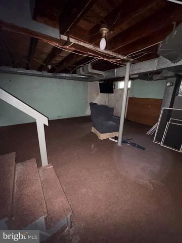 245 NASSAU AVE, Paulsboro, NJ 08066