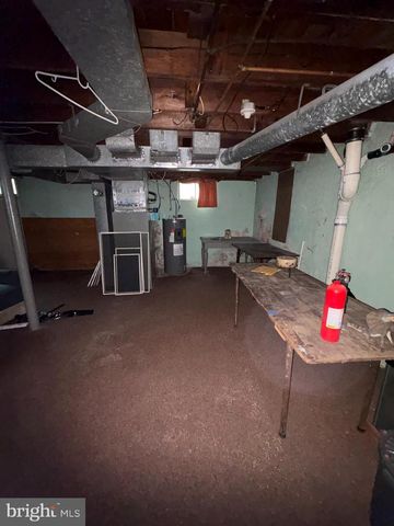 245 NASSAU AVE, Paulsboro, NJ 08066