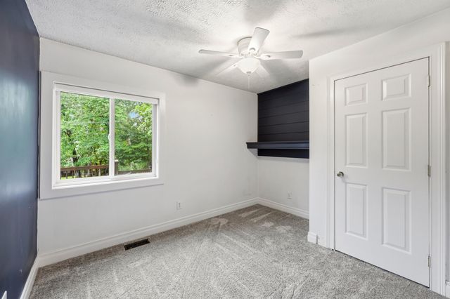 723 Chimney Rock Road, Harrodsburg, KY 40330