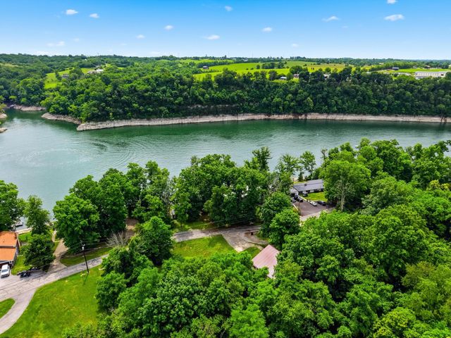 723 Chimney Rock Road, Harrodsburg, KY 40330