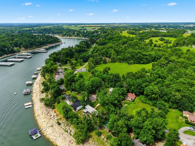 723 Chimney Rock Road, Harrodsburg, KY 40330