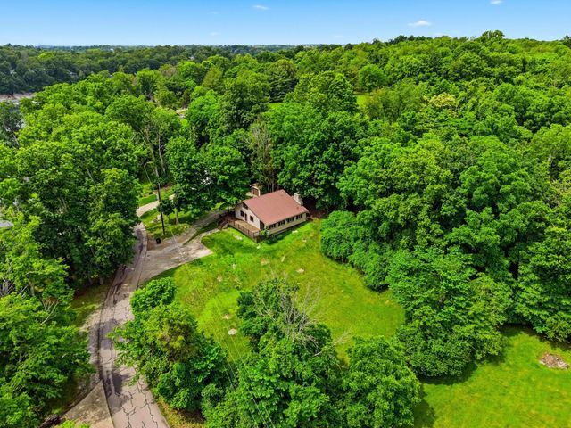 723 Chimney Rock Road, Harrodsburg, KY 40330