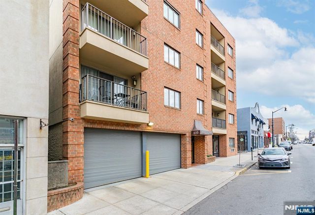 610 Anderson Avenue 2E, Cliffside Park, NJ 07010