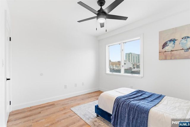 610 Anderson Avenue 2E, Cliffside Park, NJ 07010