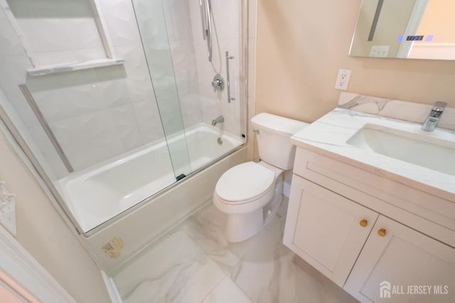 135 Summerhill Road, East Brunswick, NJ 08816