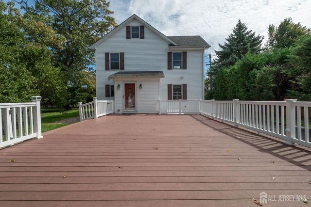 135 Summerhill Road, East Brunswick, NJ 08816