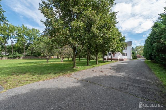 135 Summerhill Road, East Brunswick, NJ 08816