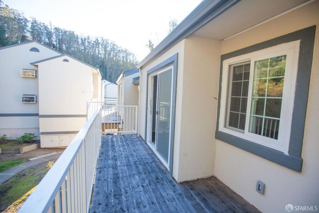 1010 San Antonio Circle 324, Daly City, CA 94014