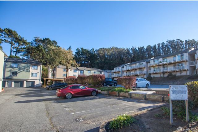 1010 San Antonio Circle 324, Daly City, CA 94014