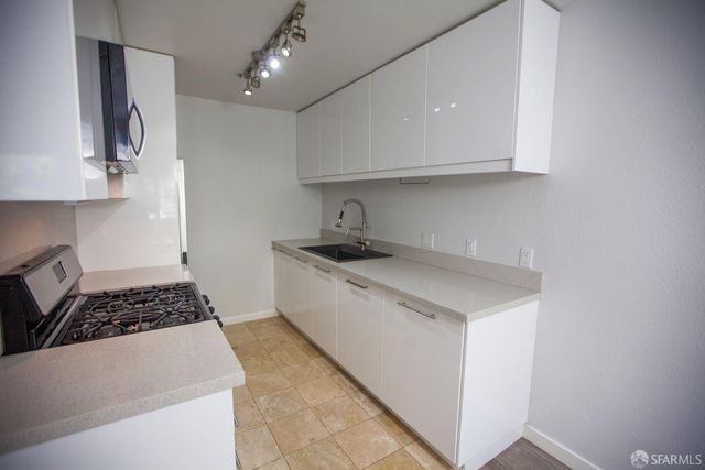 1010 San Antonio Circle 324, Daly City, CA 94014