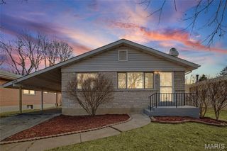 12020 Lavida Avenue, St Louis, MO 63138
