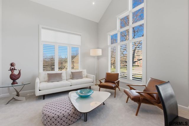 5911 S 119 Plaza, Omaha, NE 68137