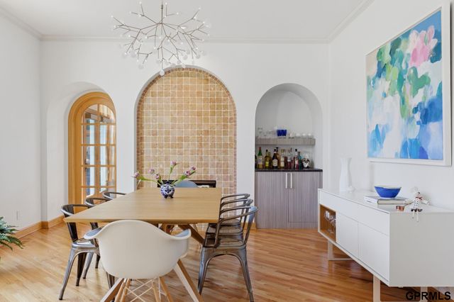 5911 S 119 Plaza, Omaha, NE 68137